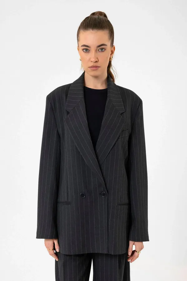 Antioch Lacivert Kadın Çizgili Oversize Blazer Ceket