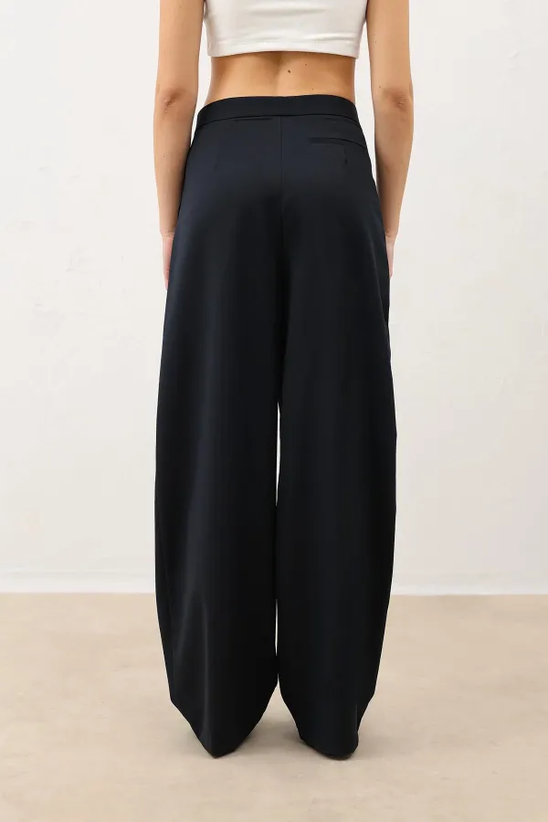 Antioch Lacivert Pensli Geniş Paça Kadın Pantolon