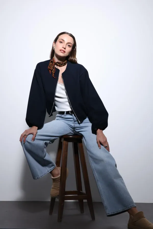 Veste courte bleu marine Antioch avec taille élastique pour femme