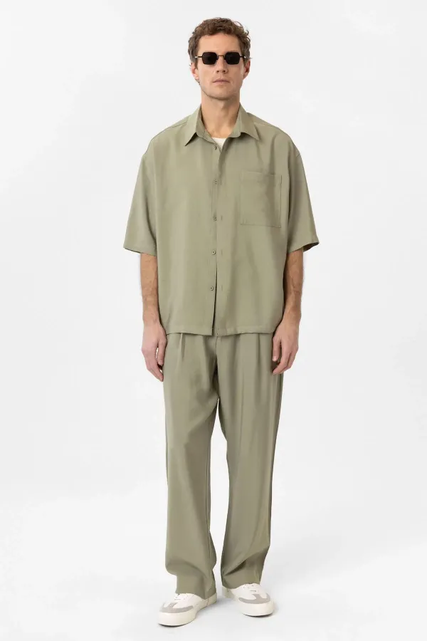 Chemise homme Antioch kaki décontractée à manches courtes
