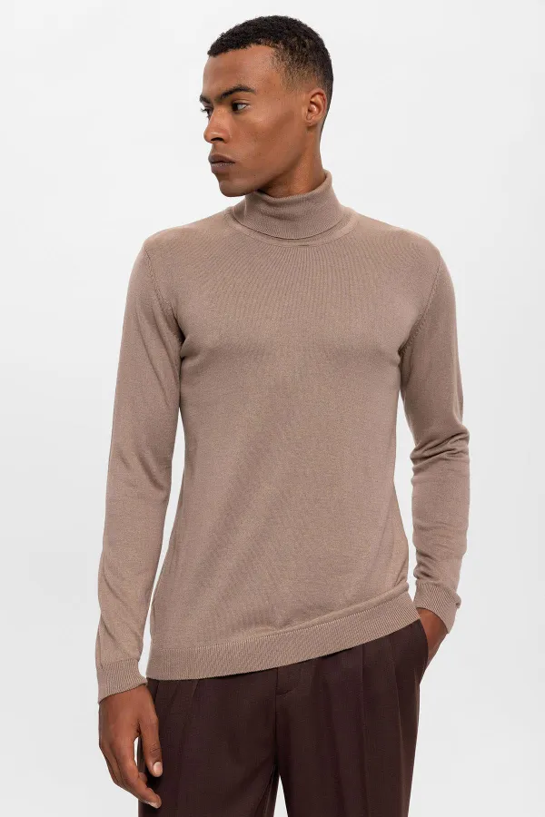Pull à col roulé long en vison Antioch pour homme