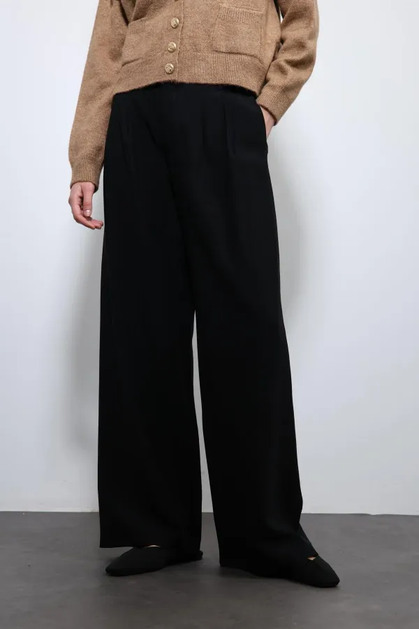 Antioch Siyah Bel Lastikli Pileli Kadın Pantolon