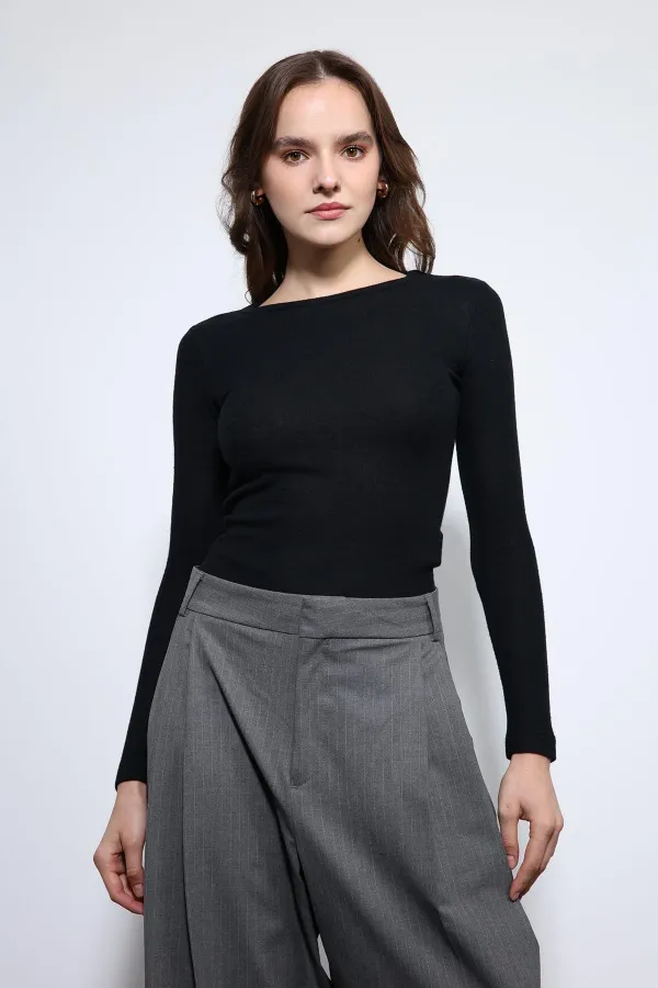 T-shirt basique noir à manches longues Antioch