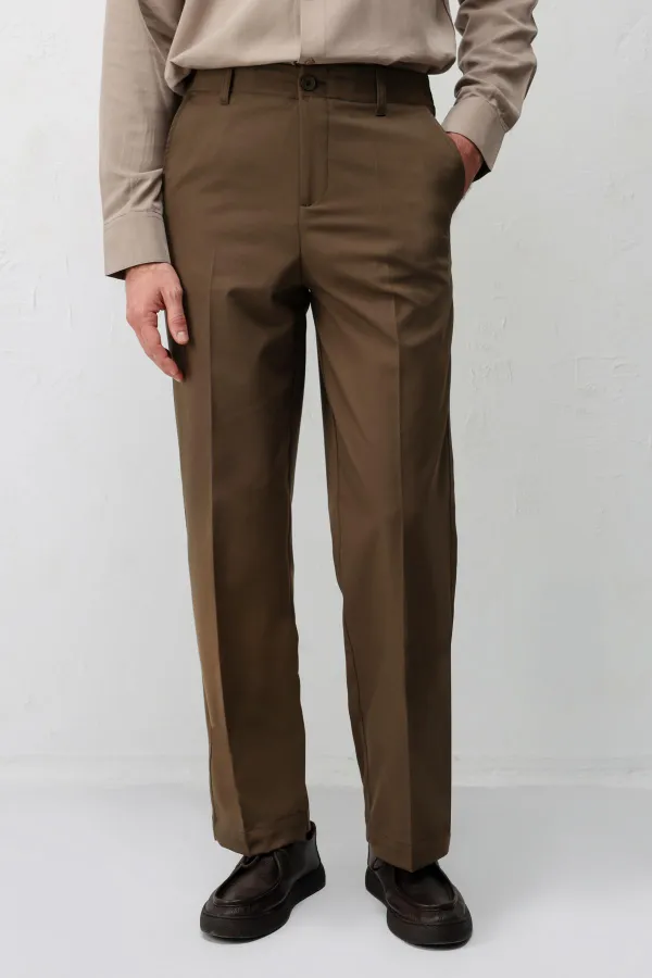 Pantalon Antioch Khaki coupe droite pour homme