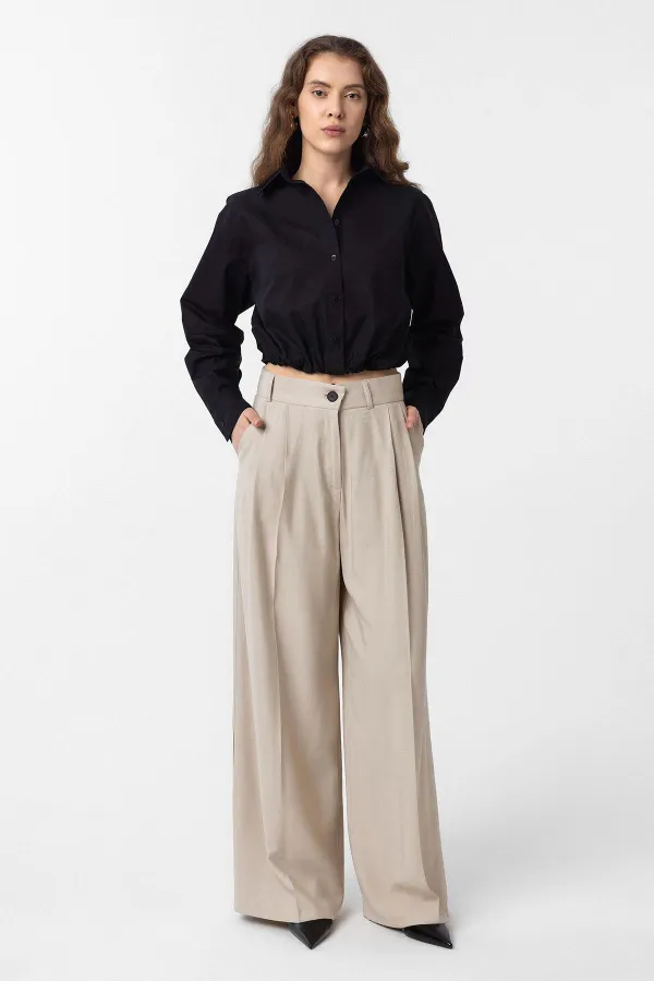 Chemise courte en popeline noire Antioch pour femme