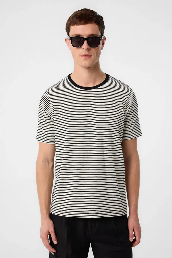 Antioch White Regular Fit Striped Men's T-Shirt