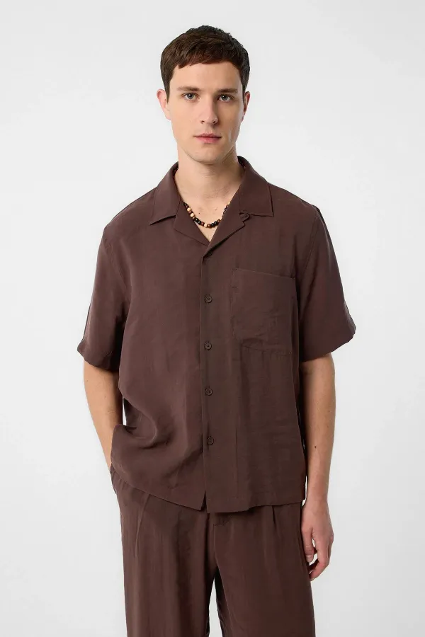 Chemise homme en tissu modal couleur café Antioch