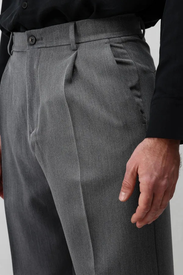 Pantalon plissé Antioch Grey Relax Fit pour homme