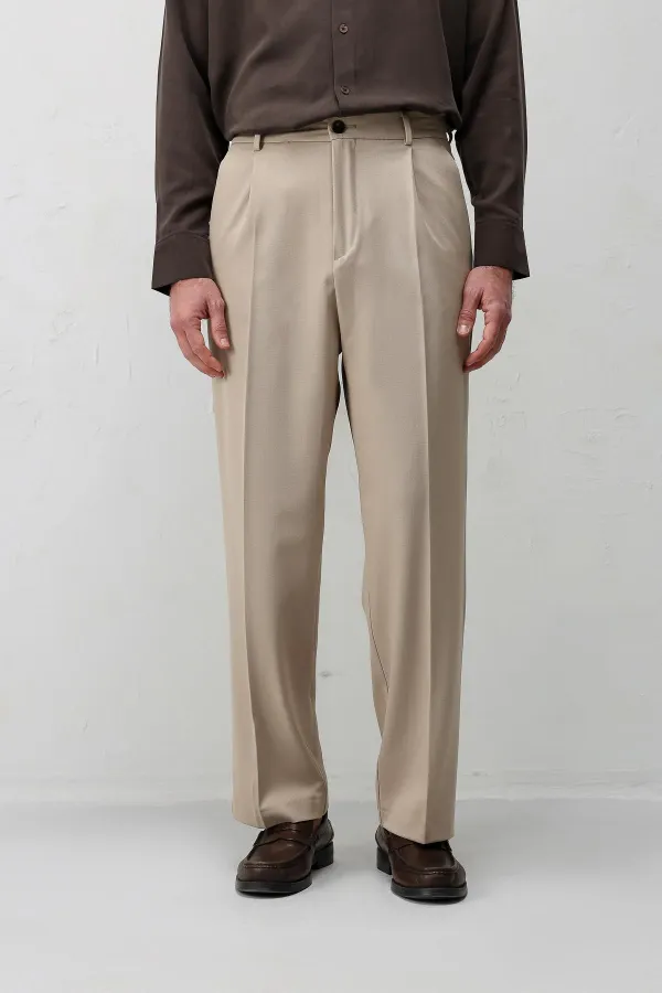 Pantalon plissé Antioch beige coupe décontractée pour homme