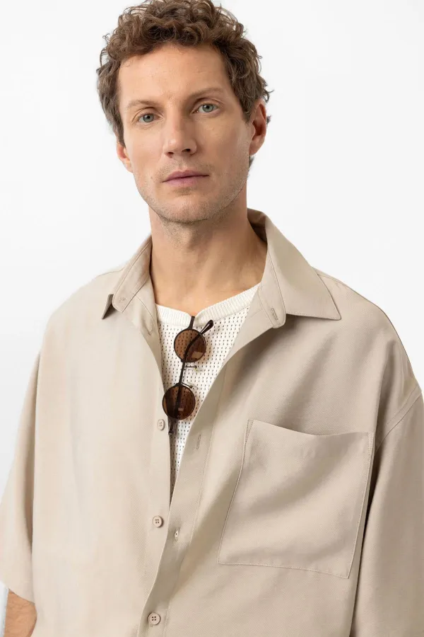 Chemise homme Antioch beige décontractée à manches courtes