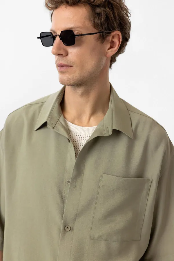 Chemise homme Antioch kaki décontractée à manches courtes