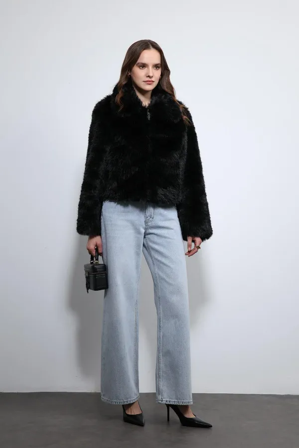 Antioch Siyah Peluş Görünümlü Mont