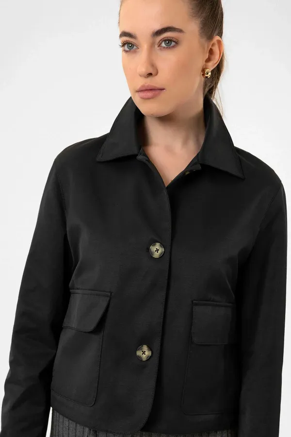 Antioch Black Women's Seasonal Thin Short Jacket