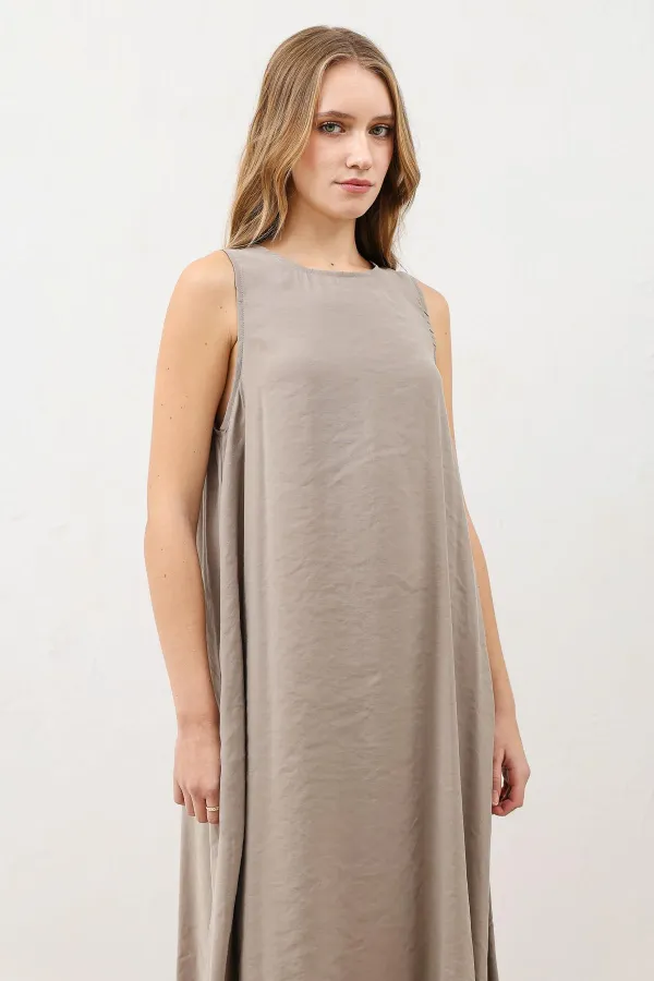Robe midi Antioch Mink drapée à col halter