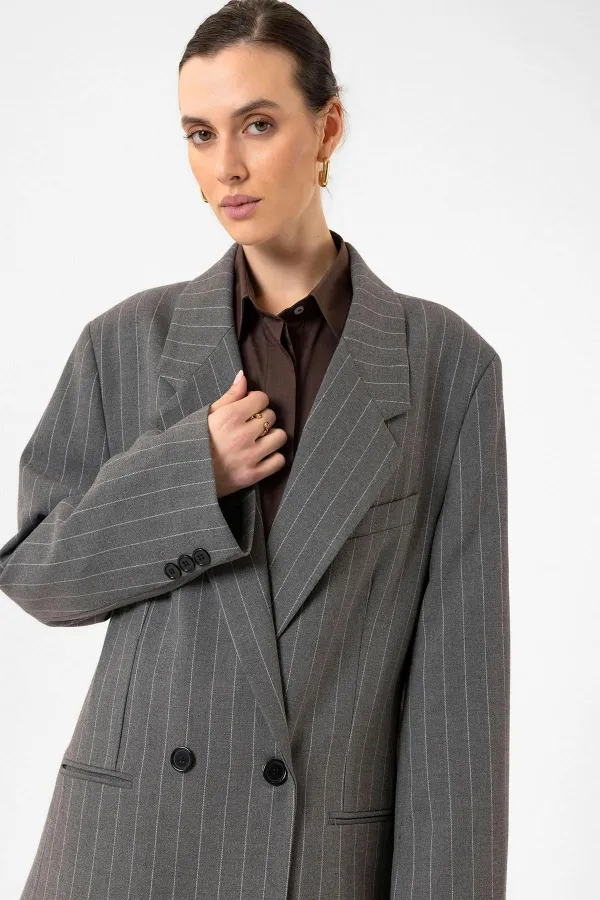 Antioch Gri Kadın Çizgili Oversize Blazer Ceket