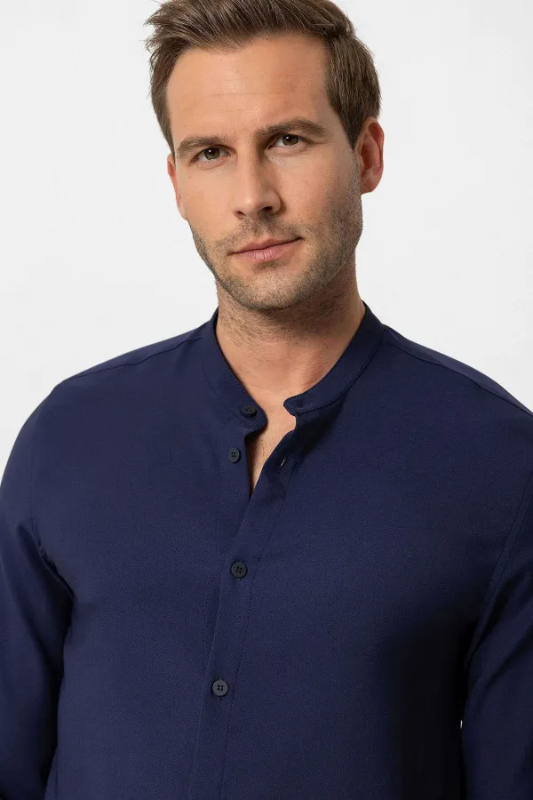 Chemise homme Antioch Navy coupe classique col mandarin