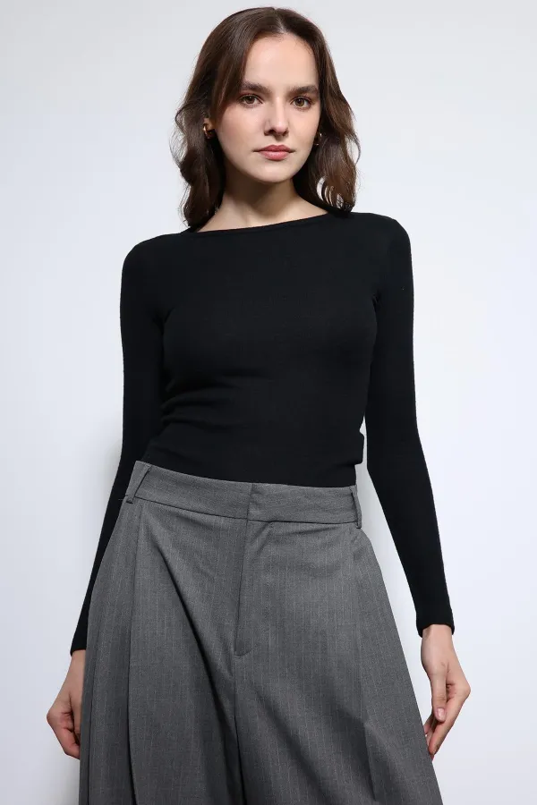 T-shirt basique noir à manches longues Antioch