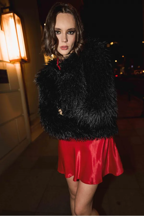 Manteau en fausse fourrure noire Antioch