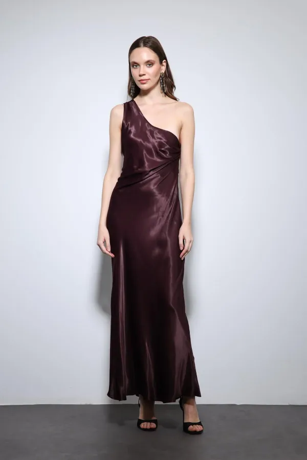 Antioch Bordo Asimetrik Yaka Saten Uzun Elbise