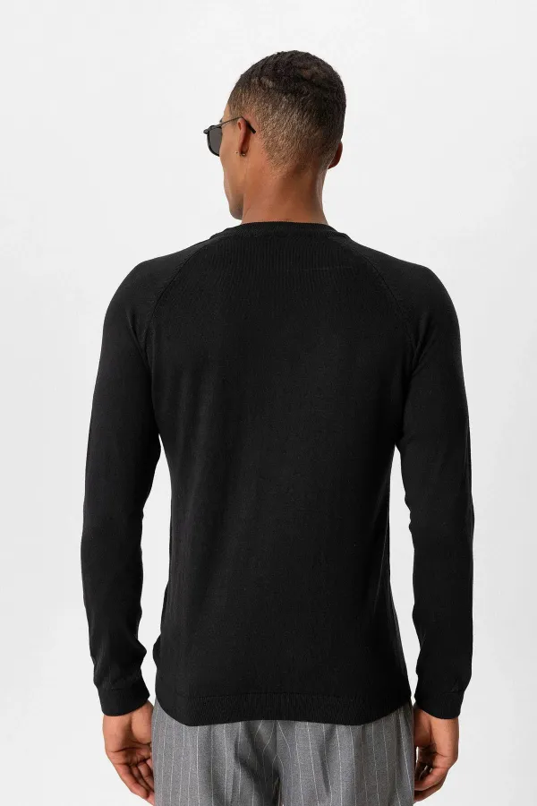 Antioch Black Crew Neck Slim Fit Knit Sweater