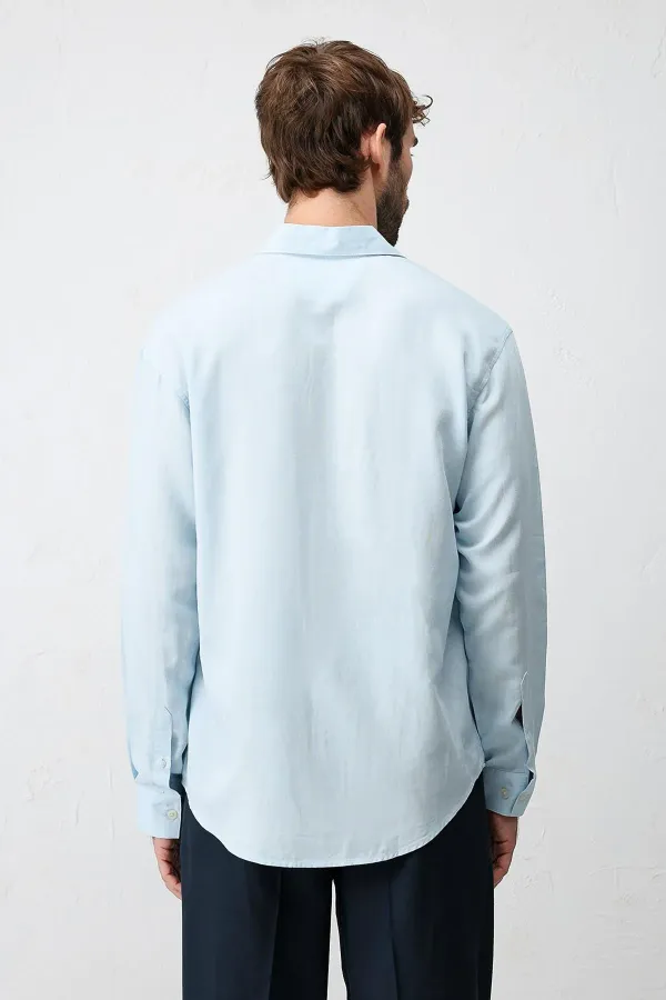 Chemise homme Antioch Bebe bleue en lin mélangé, coupe décontractée