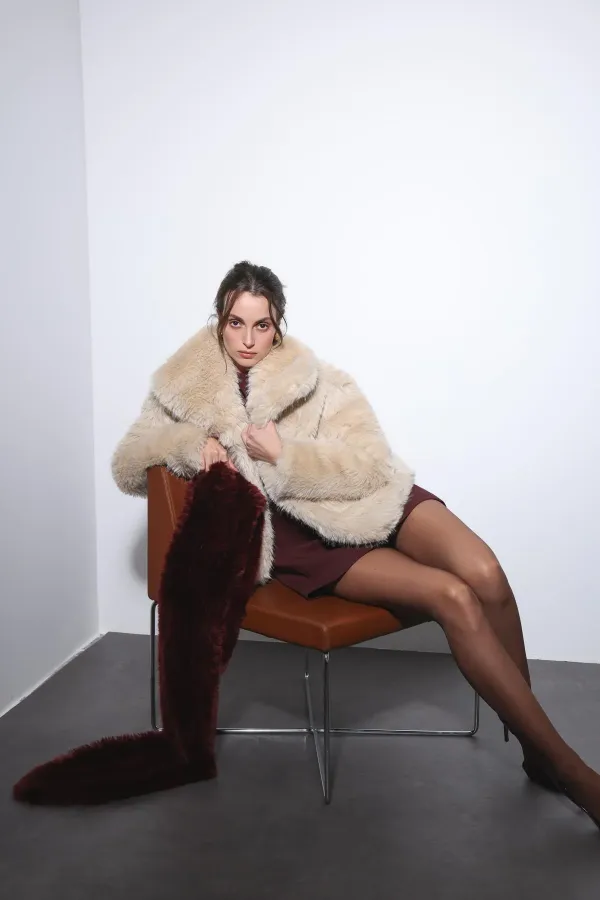 Veste Antioch écru en fausse fourrure pour femme