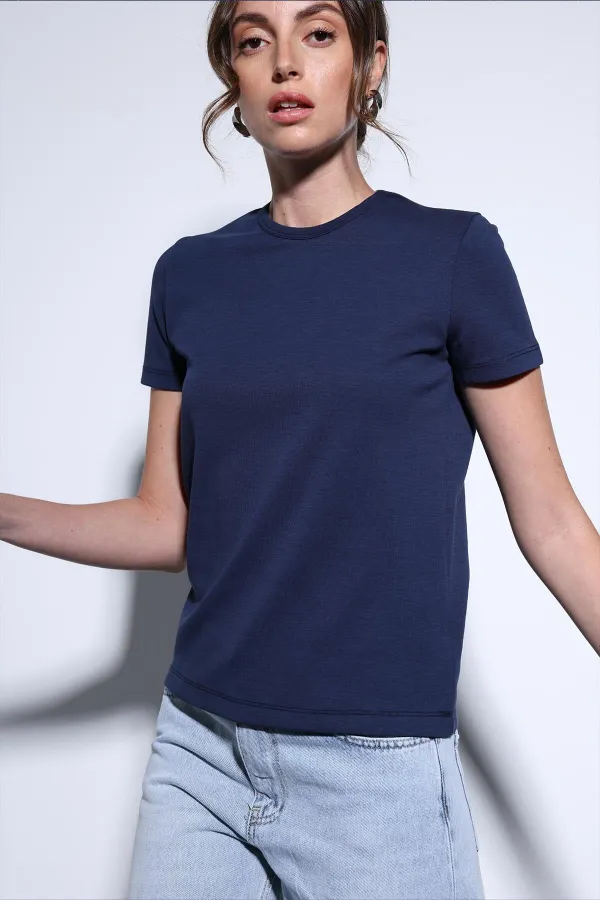 T-shirt basique Antioch Navy pour femmes