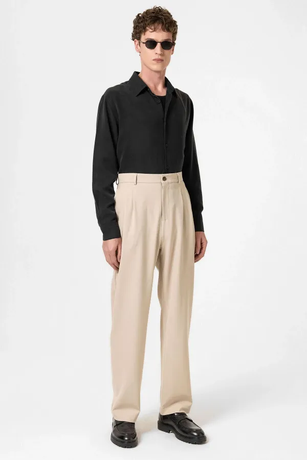 Pantalon homme Antioch beige à taille haute plissée et coupe décontractée
