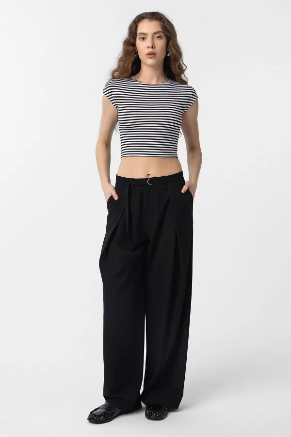 T-shirt rayé court noir Antioch pour femme