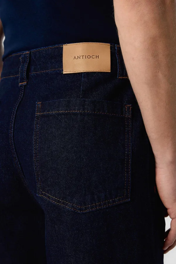 Jean Antioch bleu marine foncé coupe décontractée pour homme