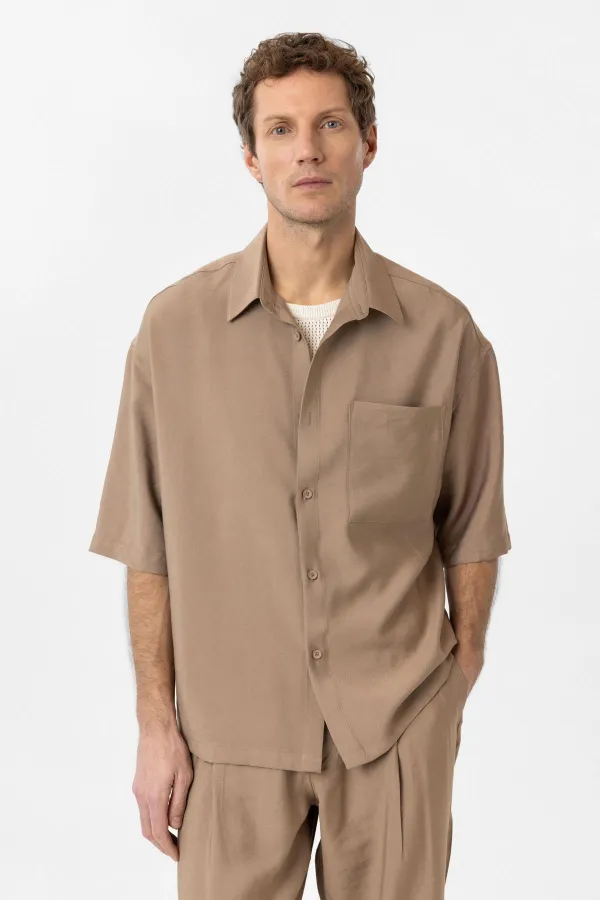 Chemise homme Antioch Mink à manches courtes décontractées
