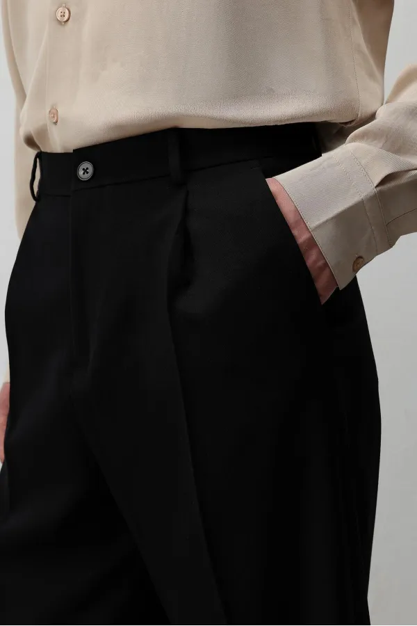 Antioch Black Relax Fit Pleated Men's Trousers