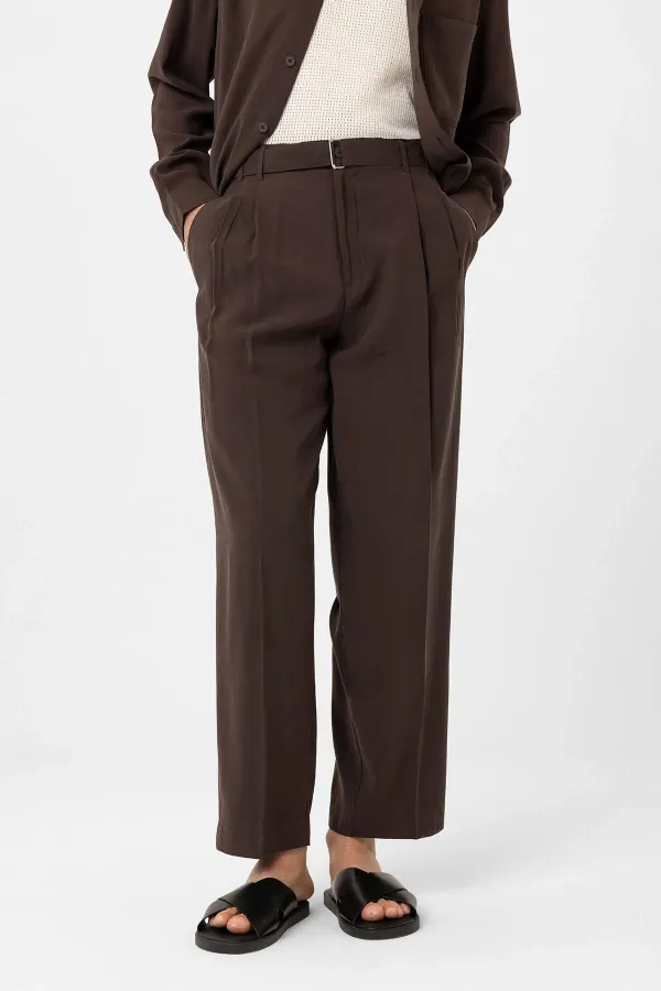 Antioch Kahve Modal Kumaş Relax Fit Kemerli Erkek Pantolon