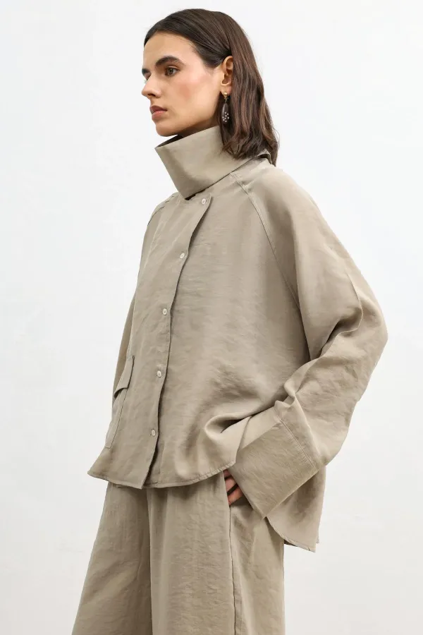 Antioch Bej Özel Dik Yaka Kadın Gömlek