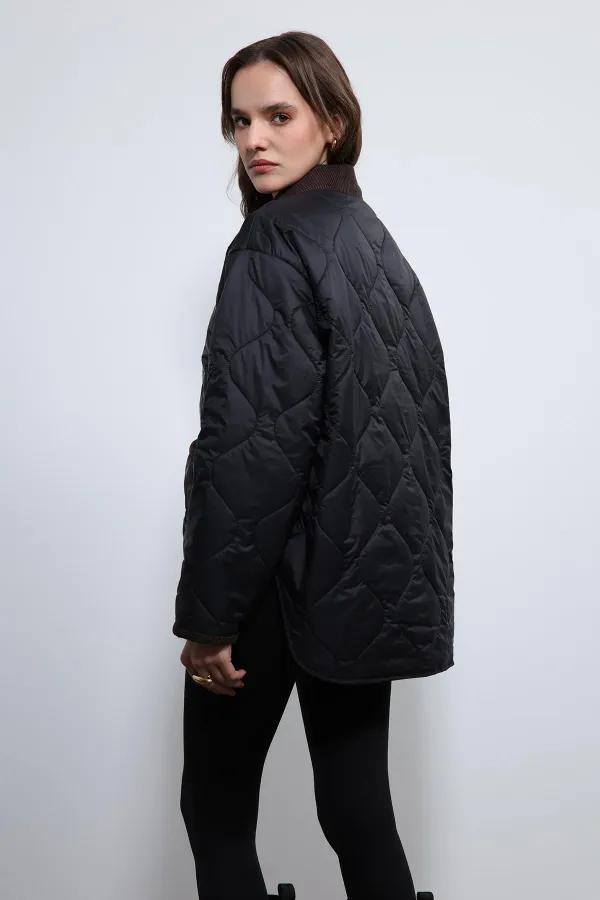 Antioch Siyah Kontrast Yaka Desenli Mont