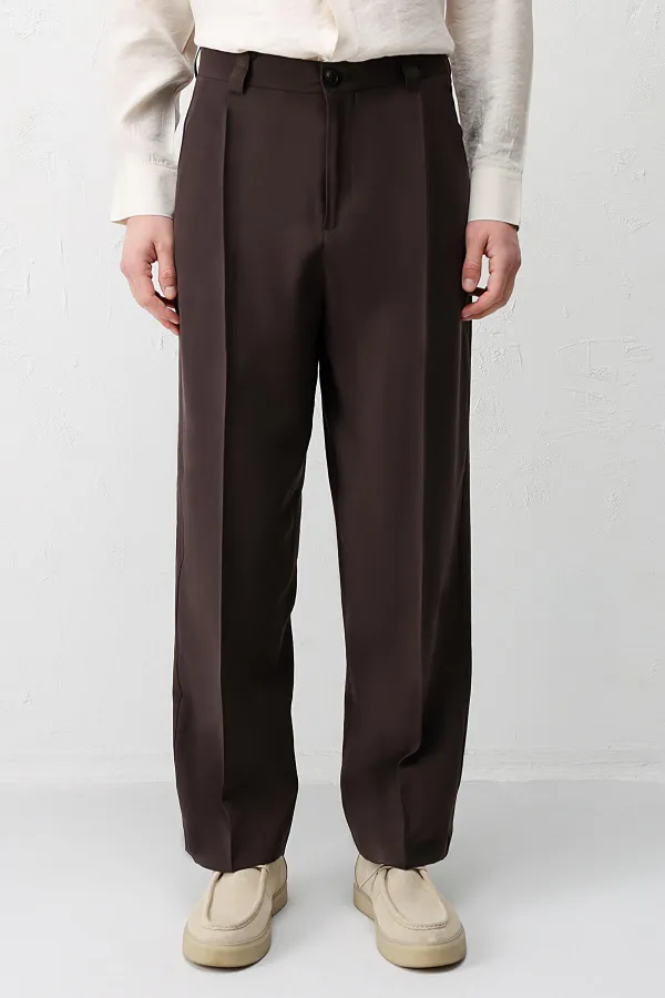 Antioch Kahve Pileli Relaxed Fit Erkek Pantolon