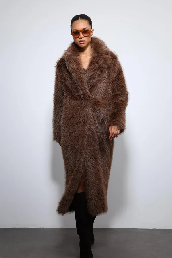 Manteau long en fausse fourrure Antioch Coffee