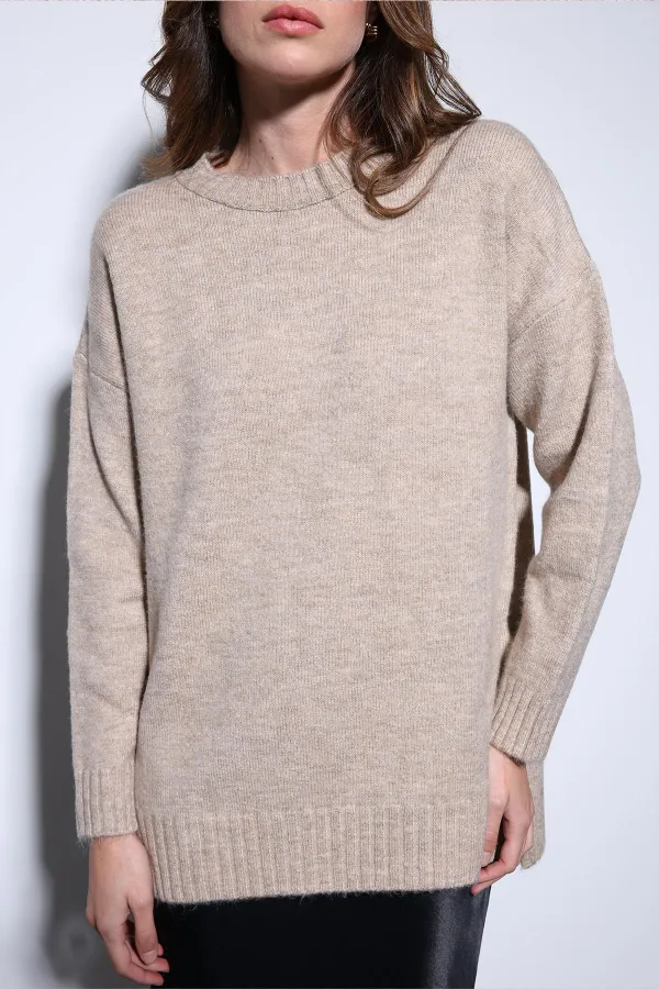 Pull Antioch beige pour femme avec détail fendu