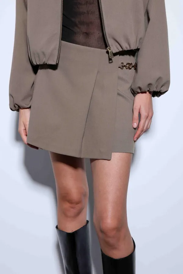 Antioch Khaki Pleated Short Skirt with Chain Detail