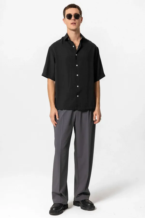 Antioch Black Short-Sleeved Oversize Men's Shirt