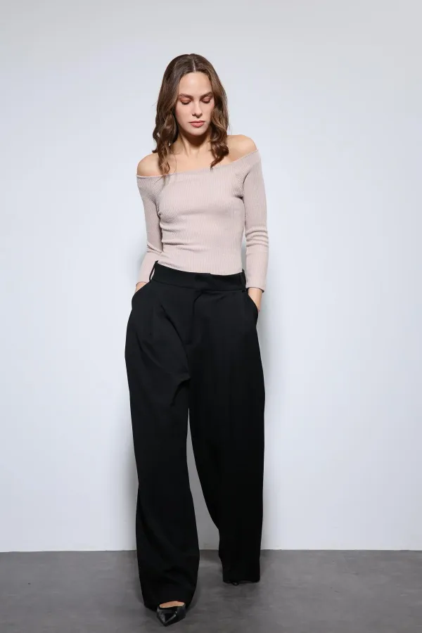 Antioch Beige Off-Shoulder Detail Top