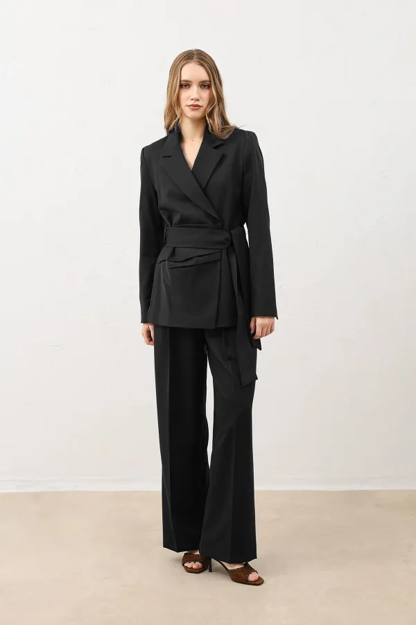 Veste blazer cintrée noire à ceinture pour femme Antioch