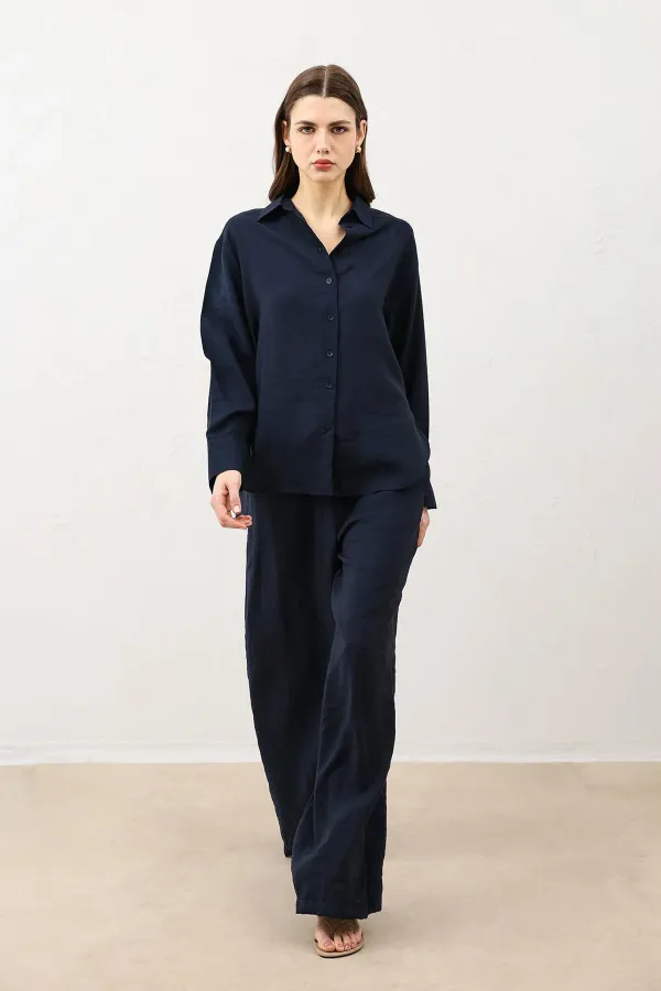 Antioch Lacivert Dökümlü Oversize Kadın Gömlek