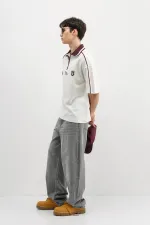 Fermuarlı Yaka Baskılı Oversize Tişört Ekru