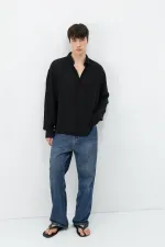 Chemise oversize légèrement texturée noire