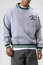 Sweat-shirt gris chiné à col oversize brodé