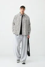 Long-sleeved plaid shirt, beige.