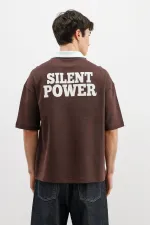 Fermuarlı Yaka Baskılı Oversize Tişört Kahve