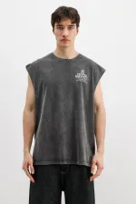 T-shirt oversize imprimé sans manches noir