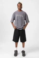 T-shirt oversize délavé à boutons, gris fumé